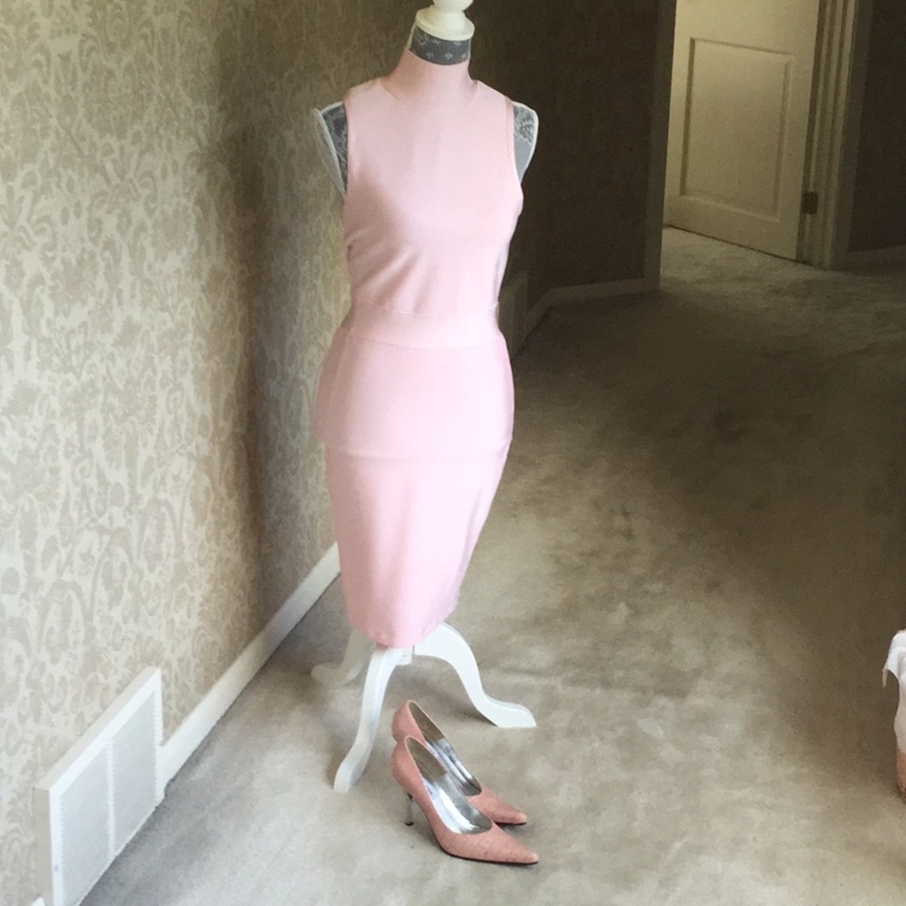 Sexy and Classy Bubblegum pink bodycon dress